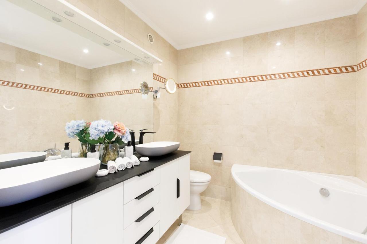 Suite Riviera - Sea View - Clim - 50M Plage - Residence De Standing - Spacieux 180 M2 - Parking 戛纳 外观 照片